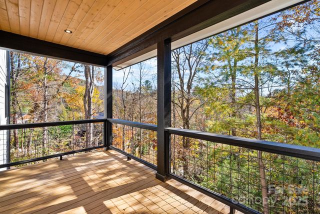 8 Wildwood Park Knoll 39, Weaverville, NC 28787