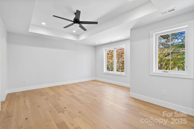 8 Wildwood Park Knoll 39, Weaverville, NC 28787