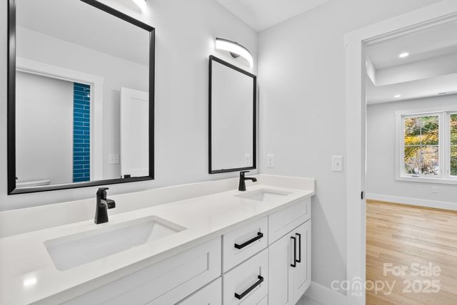 8 Wildwood Park Knoll 39, Weaverville, NC 28787