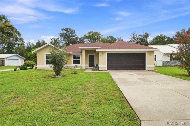 4051 S Winding Oaks Drive, Homosassa, FL 34446