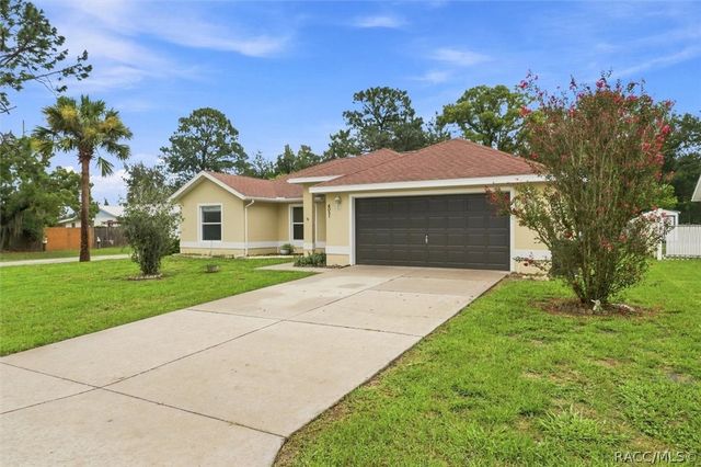 4051 S Winding Oaks Drive, Homosassa, FL 34446