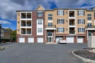 843 Liberty Court, Piscataway, NJ 08854
