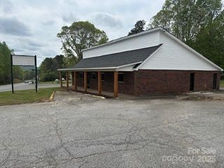 1058 York Road, Kings Mountain, NC 28086