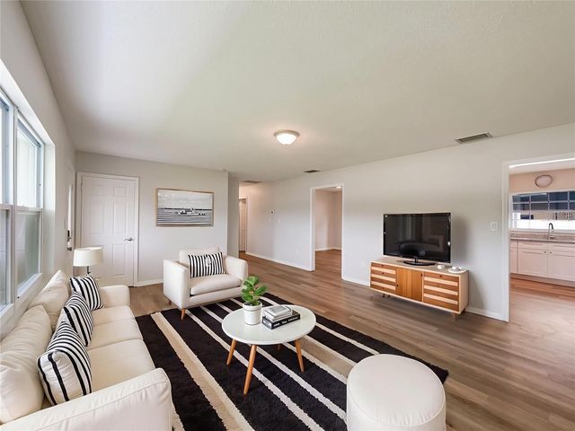 11045 LAKE EUSTIS DRIVE, Leesburg, FL 34788