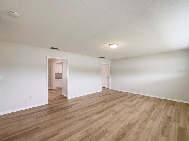 11045 LAKE EUSTIS DRIVE, Leesburg, FL 34788