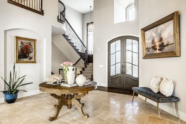 2 Woodard Bluff, Zionsville, IN 46077