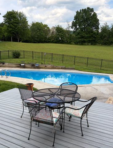 5947 APPLETOWN RD, Boonsboro, MD 21713