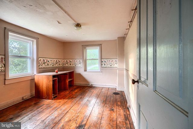 5947 APPLETOWN RD, Boonsboro, MD 21713
