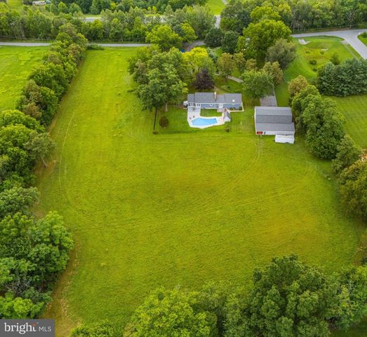 5947 APPLETOWN RD, Boonsboro, MD 21713