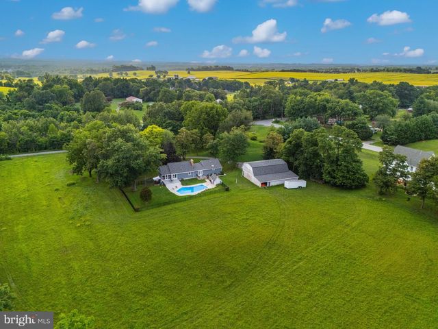 5947 APPLETOWN RD, Boonsboro, MD 21713