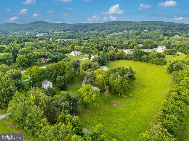 5947 APPLETOWN RD, Boonsboro, MD 21713