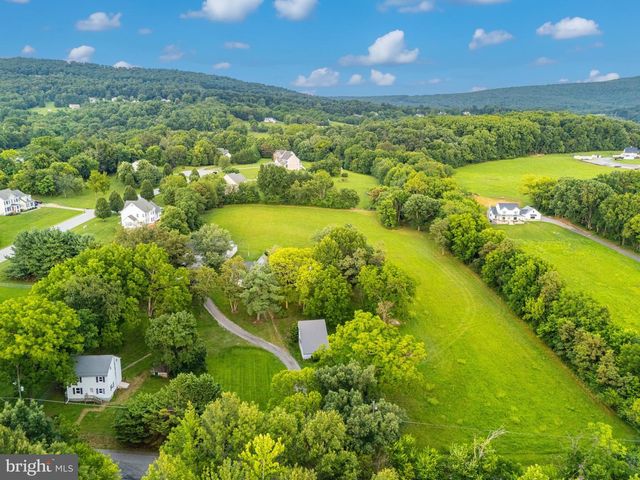 5947 APPLETOWN RD, Boonsboro, MD 21713
