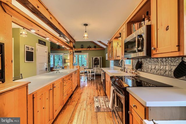 5947 APPLETOWN RD, Boonsboro, MD 21713