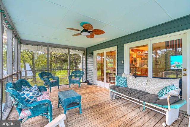 5947 APPLETOWN RD, Boonsboro, MD 21713