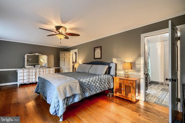 5947 APPLETOWN RD, Boonsboro, MD 21713