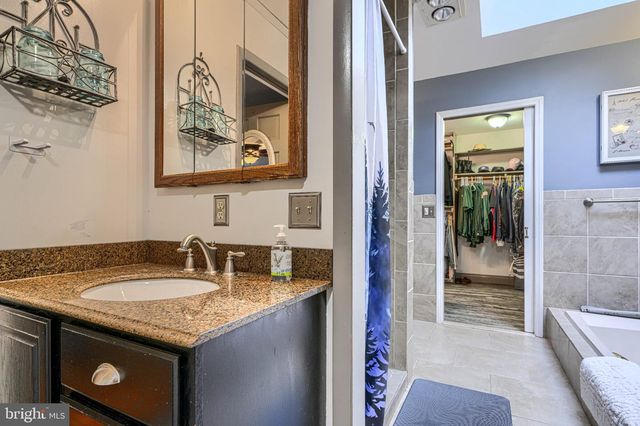 5947 APPLETOWN RD, Boonsboro, MD 21713