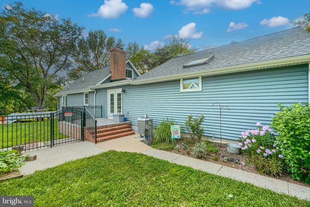 5947 APPLETOWN RD, Boonsboro, MD 21713