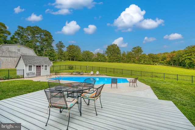 5947 APPLETOWN RD, Boonsboro, MD 21713