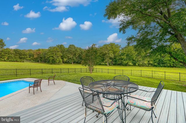 5947 APPLETOWN RD, Boonsboro, MD 21713