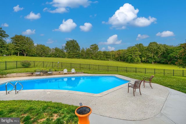 5947 APPLETOWN RD, Boonsboro, MD 21713