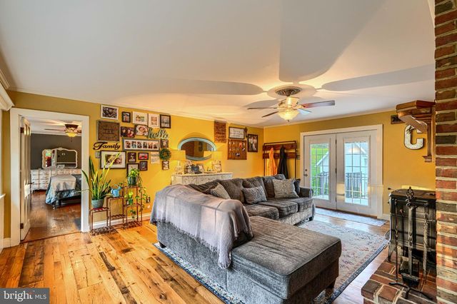 5947 APPLETOWN RD, Boonsboro, MD 21713