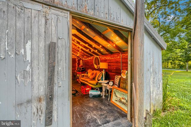 5947 APPLETOWN RD, Boonsboro, MD 21713