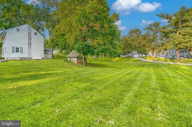 5947 APPLETOWN RD, Boonsboro, MD 21713