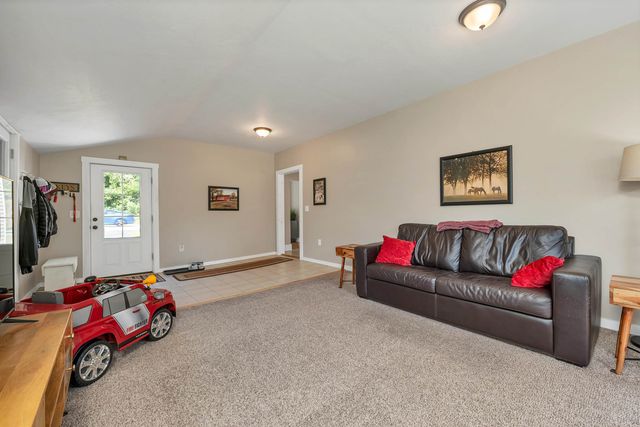 57 Depot Street, Belmont, NH 03220