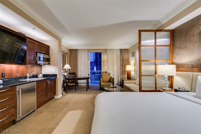 125 East HARMON Avenue 805 & 807, Las Vegas, NV 89109
