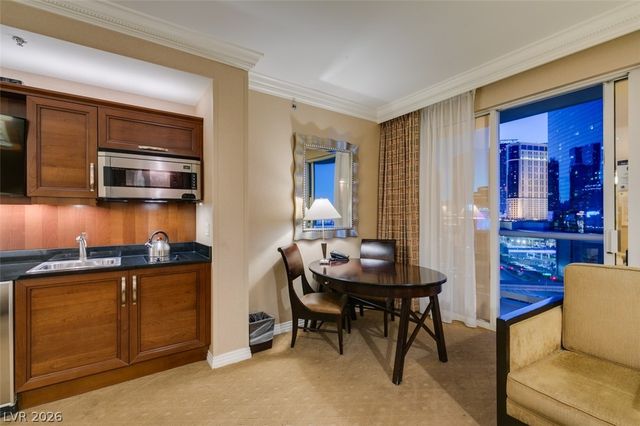125 East HARMON Avenue 805 & 807, Las Vegas, NV 89109