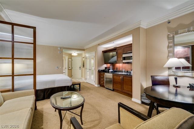 125 East HARMON Avenue 805 & 807, Las Vegas, NV 89109