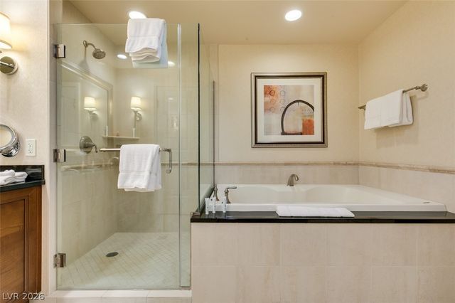 125 East HARMON Avenue 805 & 807, Las Vegas, NV 89109