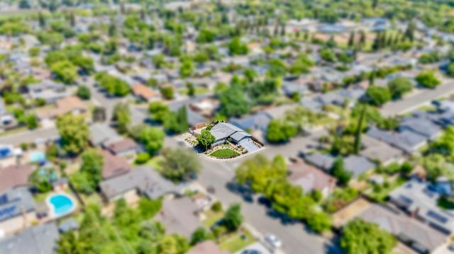 2727 Buttonwillow Ave, Stockton, CA 95207