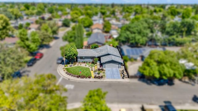2727 Buttonwillow Ave, Stockton, CA 95207