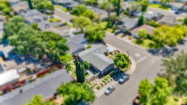 2727 Buttonwillow Ave, Stockton, CA 95207