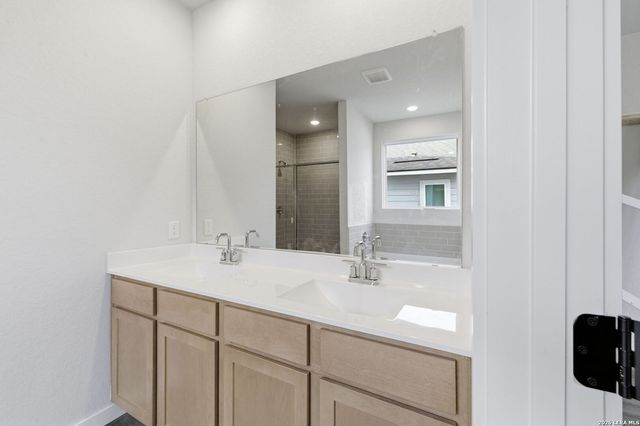 216 Camryn Crossing, San Antonio, TX 78253