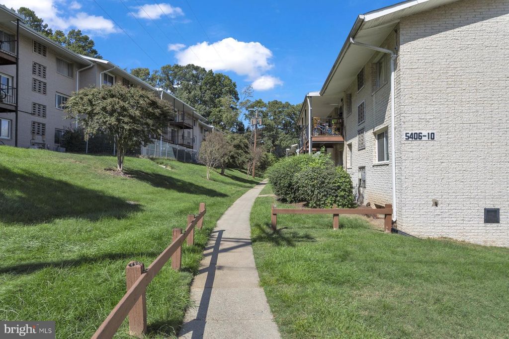 5410 85TH AVE #104, New Carrollton, MD 20784