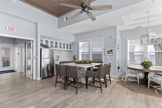 2325 Point Chesapeake Quay Unit 2013, Virginia Beach, VA 23451