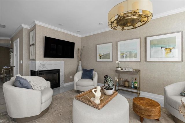 2325 Point Chesapeake Quay Unit 2013, Virginia Beach, VA 23451