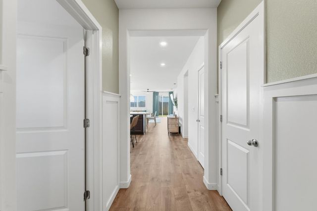 3449 Guru Dr, Ceres, CA 95307