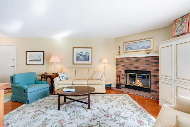 12253 42nd Avenue N, Plymouth, MN 55441