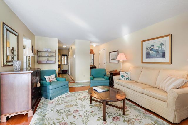 12253 42nd Avenue N, Plymouth, MN 55441