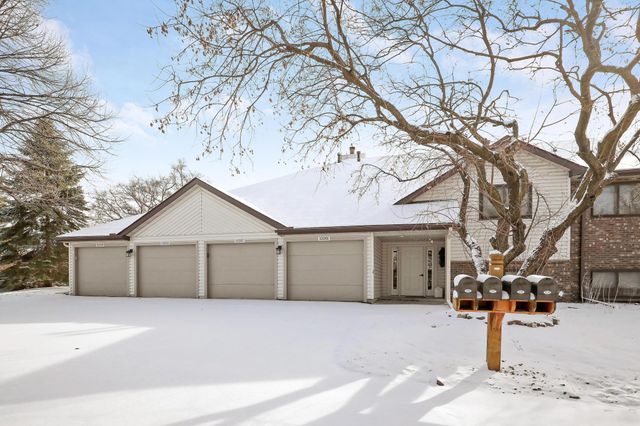 12253 42nd Avenue N, Plymouth, MN 55441