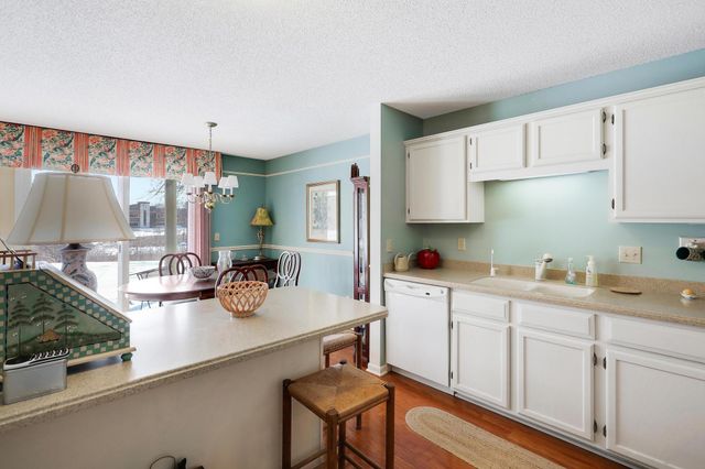 12253 42nd Avenue N, Plymouth, MN 55441