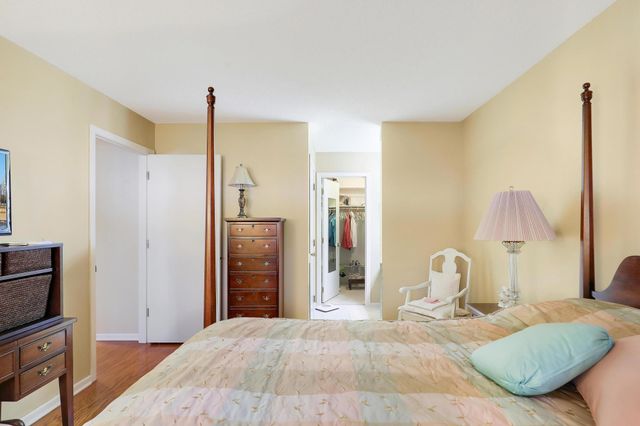 12253 42nd Avenue N, Plymouth, MN 55441