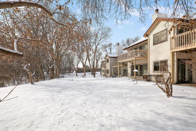 12253 42nd Avenue N, Plymouth, MN 55441