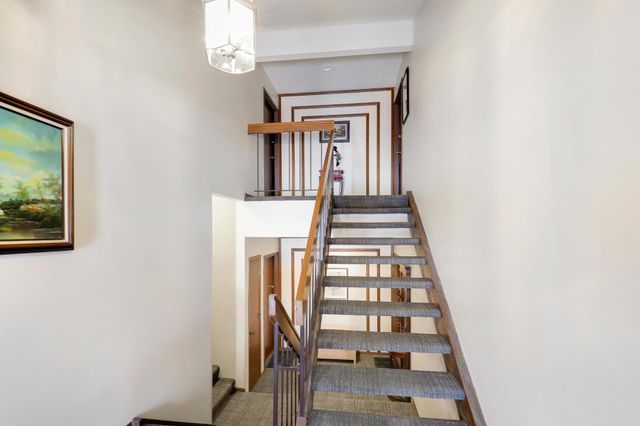 12253 42nd Avenue N, Plymouth, MN 55441