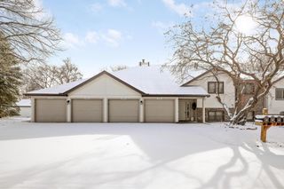 12253 42nd Avenue N, Plymouth, MN 55441
