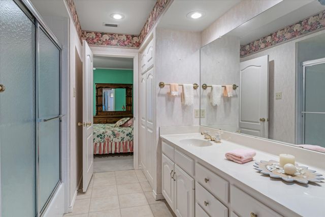 114 Granada Square, Canton, TX 75103