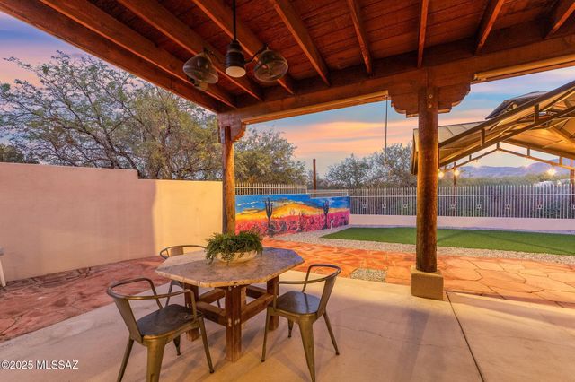 2330 N Bonanza Avenue, Tucson, AZ 85749